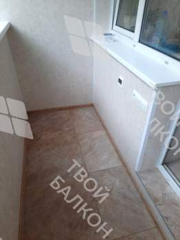 Остекление и отделка балкона Лодочка