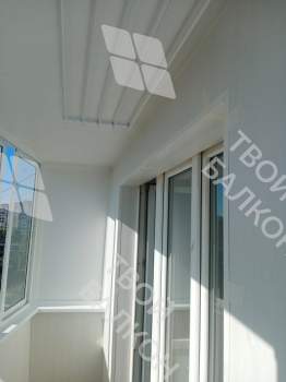 Остекление балкона и отделка стен